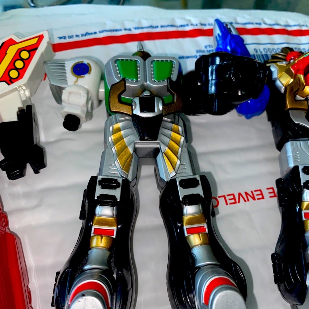 Power Rangers Wild Force Megazord Kongazord 5" Action Figures Bandai